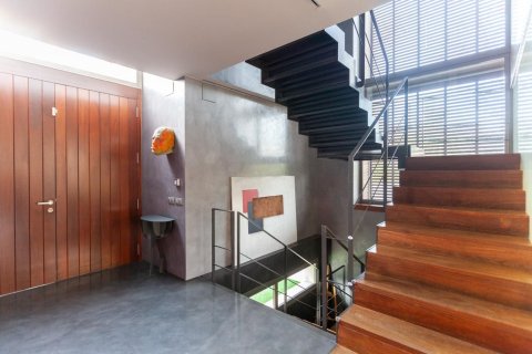 Купить дом в Сан-Кугат-дель-Вальес, Испания с 6 комнат, № 1456 - фото 7