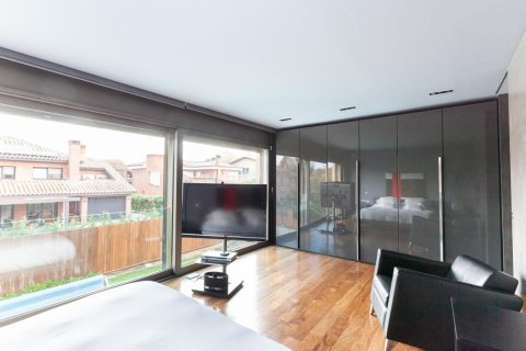 Купить дом в Сан-Кугат-дель-Вальес, Испания с 6 комнат, № 1456 - фото 22