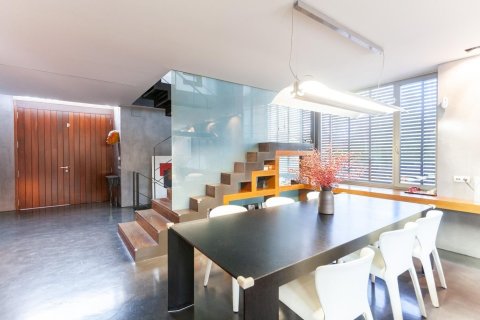 Купить дом в Сан-Кугат-дель-Вальес, Испания с 6 комнат, № 1456 - фото 6