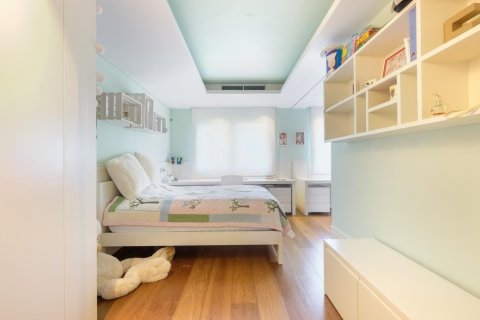 Купить дом в Сан-Кугат-дель-Вальес, Испания с 7 комнат, № 1454 - фото 28