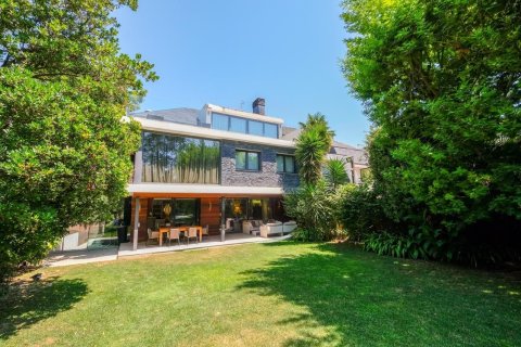 Дом с 6 спальнями в Сан-Кугат-дель-Вальесе, Барселона, Каталония, Испания № 1454