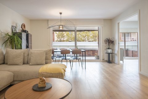 Снять в аренду квартиру в Барселона, Испания с 6 комнат, № 1453 - фото 2