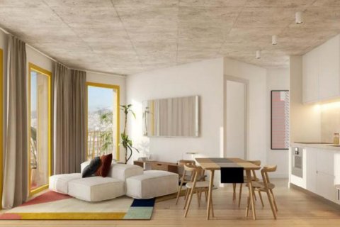 583 sq.m. commercial property for sale in Barcelona, Catalonia, Spain № 1452 - photo 2