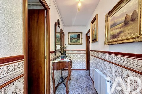 4 bedrooms apartment for sale in Vilanova i la Geltru, Barcelona, Catalonia, Spain № 7400 - photo 2