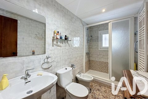 4 bedrooms apartment for sale in Vilanova i la Geltru, Barcelona, Catalonia, Spain № 7400 - photo 17