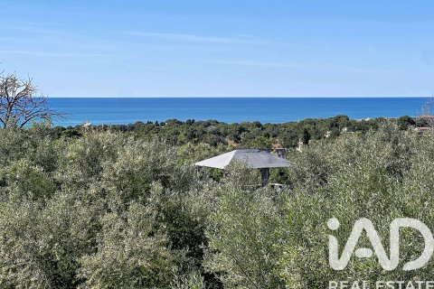 4 bedrooms apartment for sale in Vilanova i la Geltru, Barcelona, Catalonia, Spain № 7400 - photo 30