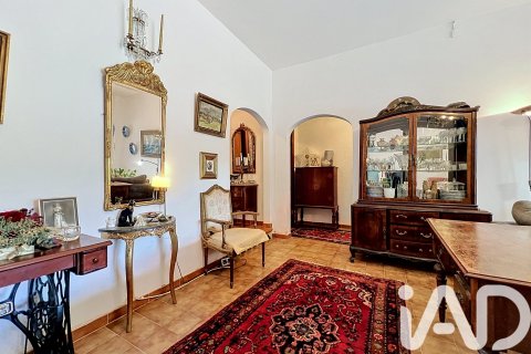 6 bedrooms house for sale in Sant Cebria De Vallalta, Barcelona, Catalonia, Spain № 7399 - photo 19