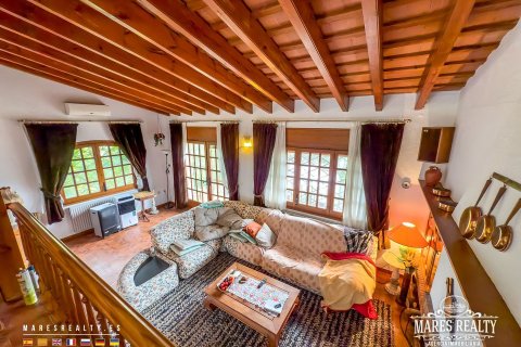 Купить виллу в Льорет-де-Мар, Испания с 7 спален, 260м², № 3098 - фото 14