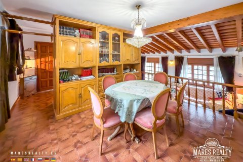 Купить виллу в Льорет-де-Мар, Испания с 7 спален, 260м², № 3098 - фото 12