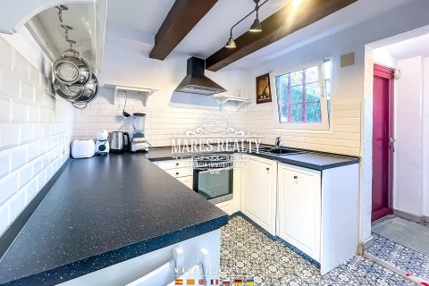 Купить виллу в Санта-Сусанна, Испания с 3 спальни, 109м², № 3099 - фото 6