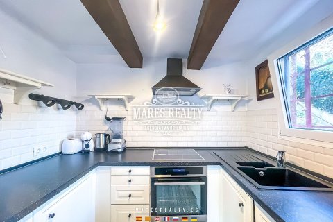 Купить виллу в Санта-Сусанна, Испания с 3 спальни, 109м², № 3099 - фото 7