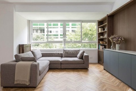 4 bedrooms apartment for sale in Barcelona, Catalonia, Spain № 7135 - photo 25
