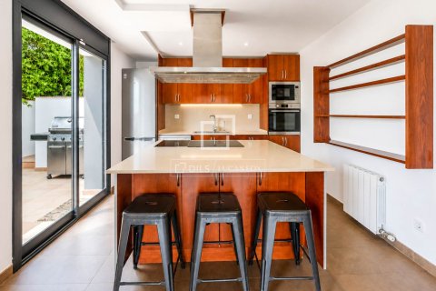 Купить виллу в Ситжес, Испания с 4 спальни, 252м², № 7133 - фото 6
