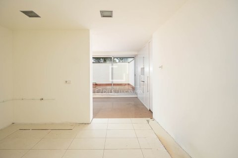 Купить виллу в Барселона, Испания с 6 спален, 339м², № 7132 - фото 25
