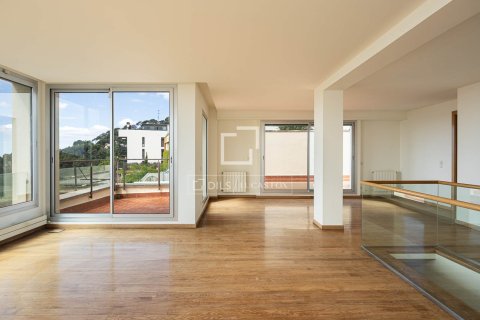 Купить виллу в Барселона, Испания с 6 спален, 339м², № 7132 - фото 27