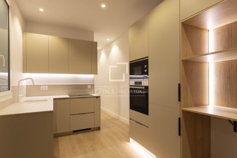 2 bedrooms apartment for sale in Barcelona, Catalonia, Spain № 7137 - photo 20