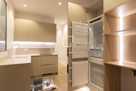 2 bedrooms apartment for sale in Barcelona, Catalonia, Spain № 7137 - photo 21