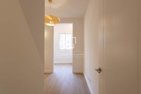 2 bedrooms apartment for sale in Barcelona, Catalonia, Spain № 7137 - photo 14