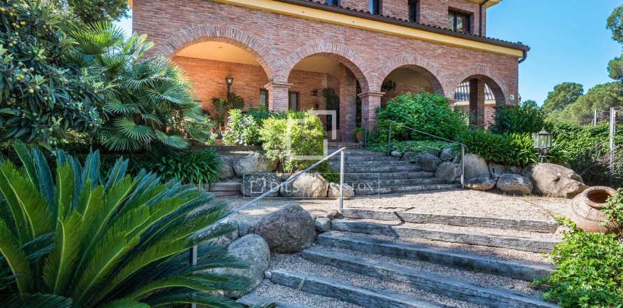 Villa de 5 dormitorios en venta en Valldoreix, Barcelona, Cataluña, Spain № 7138