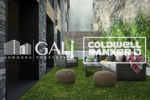 Apartamento de 4 dormitorios en venta en Principado De Andorra (Ninguna Poblacion Tiene C.P.), Lérida, Cataluña, Spain № 5429 - foto 5