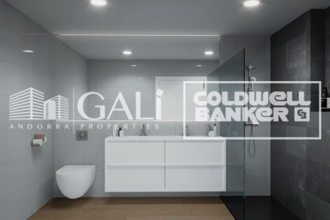 4 bedrooms apartment for sale in Principado De Andorra (Ninguna Poblacion Tiene C.P.), Lleida, Catalonia, Spain № 5428 - photo 3