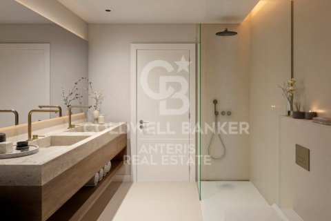 3 bedrooms apartment for sale in Barcelona, Catalonia, Spain № 5432 - photo 3