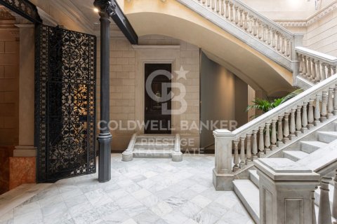 3 bedrooms penthouse for sale in Barcelona, Catalonia, Spain № 5430 - photo 26