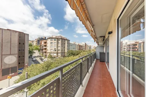 Apartamento de 2 dormitorios en venta en Barcelona, Cataluña, Spain № 6959 - foto 30