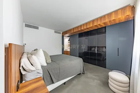 Apartamento de 2 dormitorios en venta en Barcelona, Cataluña, Spain № 6959 - foto 18