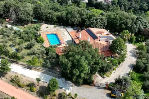Сasa de 5 dormitorios en venta en Terrassa, Barcelona, Cataluña, Spain № 6960 - foto 2