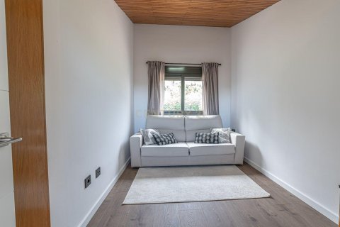 Сasa de 7 dormitorios en venta en Sant Cugat del Vallès, Barcelona, Cataluña, Spain № 6957 - foto 19