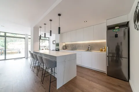 Сasa de 7 dormitorios en venta en Sant Cugat del Vallès, Barcelona, Cataluña, Spain № 6957 - foto 9