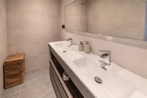 Сasa de 7 dormitorios en venta en Sant Cugat del Vallès, Barcelona, Cataluña, Spain № 6957 - foto 15