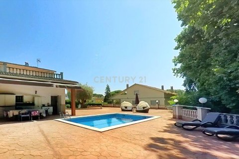Сasa de 5 dormitorios en venta en Llica D'amunt, Barcelona, Cataluña, Spain № 6961 - foto 29