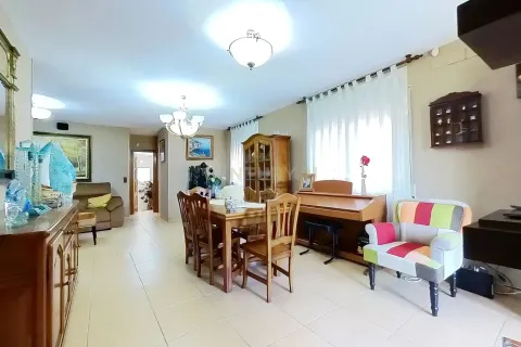 Сasa de 5 dormitorios en venta en Llica D'amunt, Barcelona, Cataluña, Spain № 6961 - foto 3