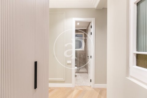 Купить квартиру в Эшампле, Испания с 3 спальни, 125м², № 2441 - фото 30