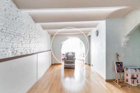 Купить квартиру в Эшампле, Испания с 5 спален, 246м², № 2442 - фото 29