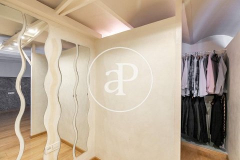 Купить квартиру в Эшампле, Испания с 5 спален, 246м², № 2442 - фото 27