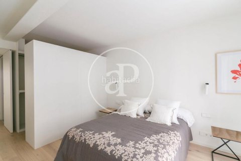 Купить квартиру в Старый город, Барселона, Испания с 2 спальни, 117м², № 2439 - фото 9