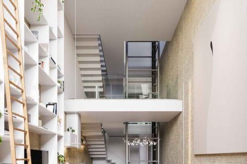 Купить квартиру в Барселона, Испания с 3 комнаты, 70.0м², № 3413 - фото 3