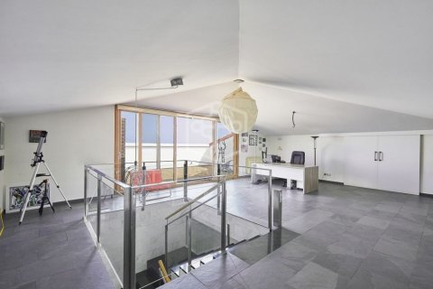 Купить виллу в Кастельдефельс, Испания с 6 спален, 640м², № 926 - фото 29