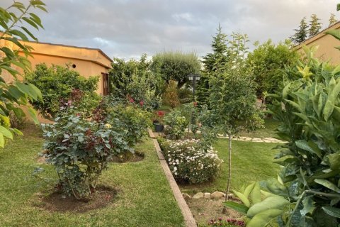 Купить виллу в Сан-Андреу-де-Льяванерес, Испания с 3 спальни, 350м², № 925 - фото 12