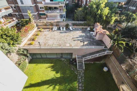 Купить квартиру в Барселона, Испания с 5 спален, 273м², № 1158 - фото 18