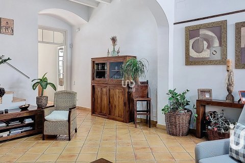 3 bedrooms villa for sale in Canet de Mar, Barcelona, Catalonia, Spain № 4882 - photo 6