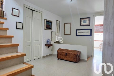 3 bedrooms villa for sale in Canet de Mar, Barcelona, Catalonia, Spain № 4882 - photo 15