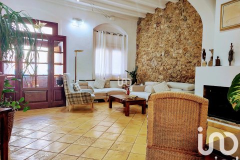 3 bedrooms villa for sale in Canet de Mar, Barcelona, Catalonia, Spain № 4882 - photo 5