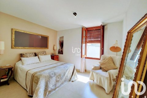 3 bedrooms villa for sale in Canet de Mar, Barcelona, Catalonia, Spain № 4882 - photo 16