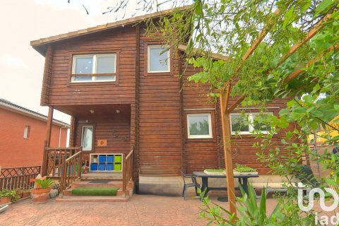 Купить дом в Сан Бой де Льобрегат, Испания с 2 спальни, 230м², № 4881 - фото 2