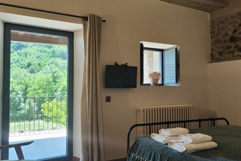 6 bedrooms townhouse for sale in La Vall d'en Bas, Girona, Catalonia, Spain № 4879 - photo 12