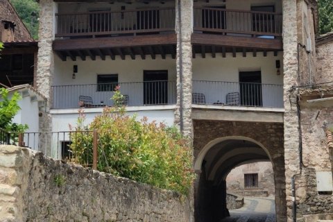 6 bedrooms townhouse for sale in La Vall d'en Bas, Girona, Catalonia, Spain № 4879